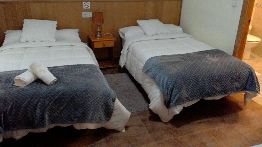Hostal Ponte Dos Santos Ribadeo Luaran gambar